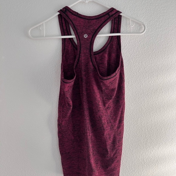 Lululemon Tank Top Women’s 6 Pink Swiftly Tech Racerback Pullover Sleeveless - Picture 4 of 6